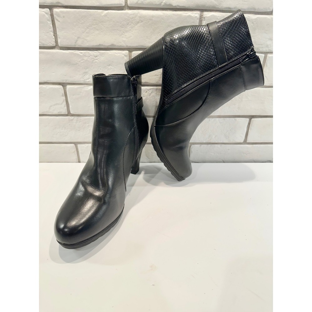 Womens Black Faux Leather Ankle Boots Zipper Buckle Detail Block Heel Size 11‎